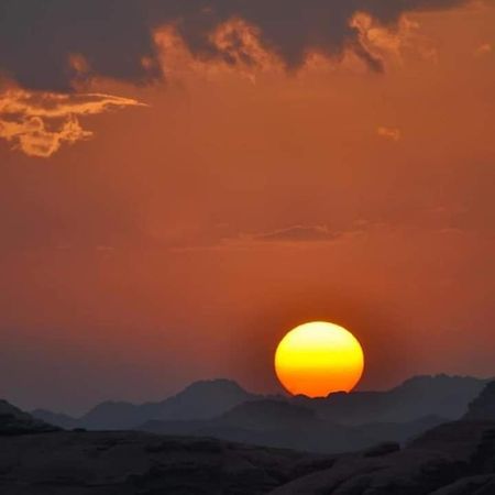 Petra stars camp Wadi Musa Esterno foto